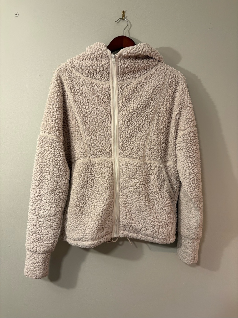 prAna Oatmeal Sherpa Fleece Hooded Jacket — Size M 🧣